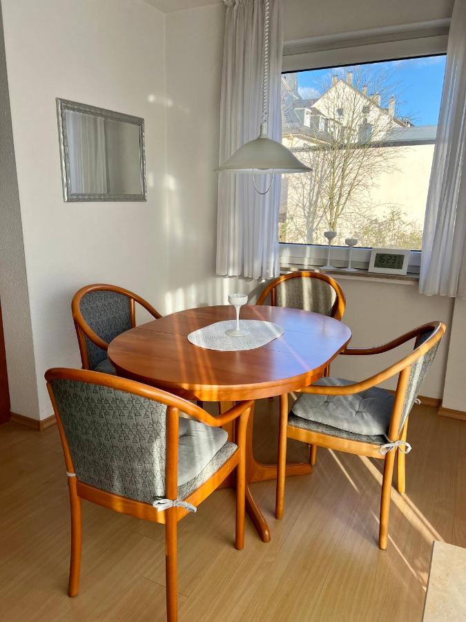 Lichtdurchflutete Grosse Wohnung Швельм Екстер'єр фото