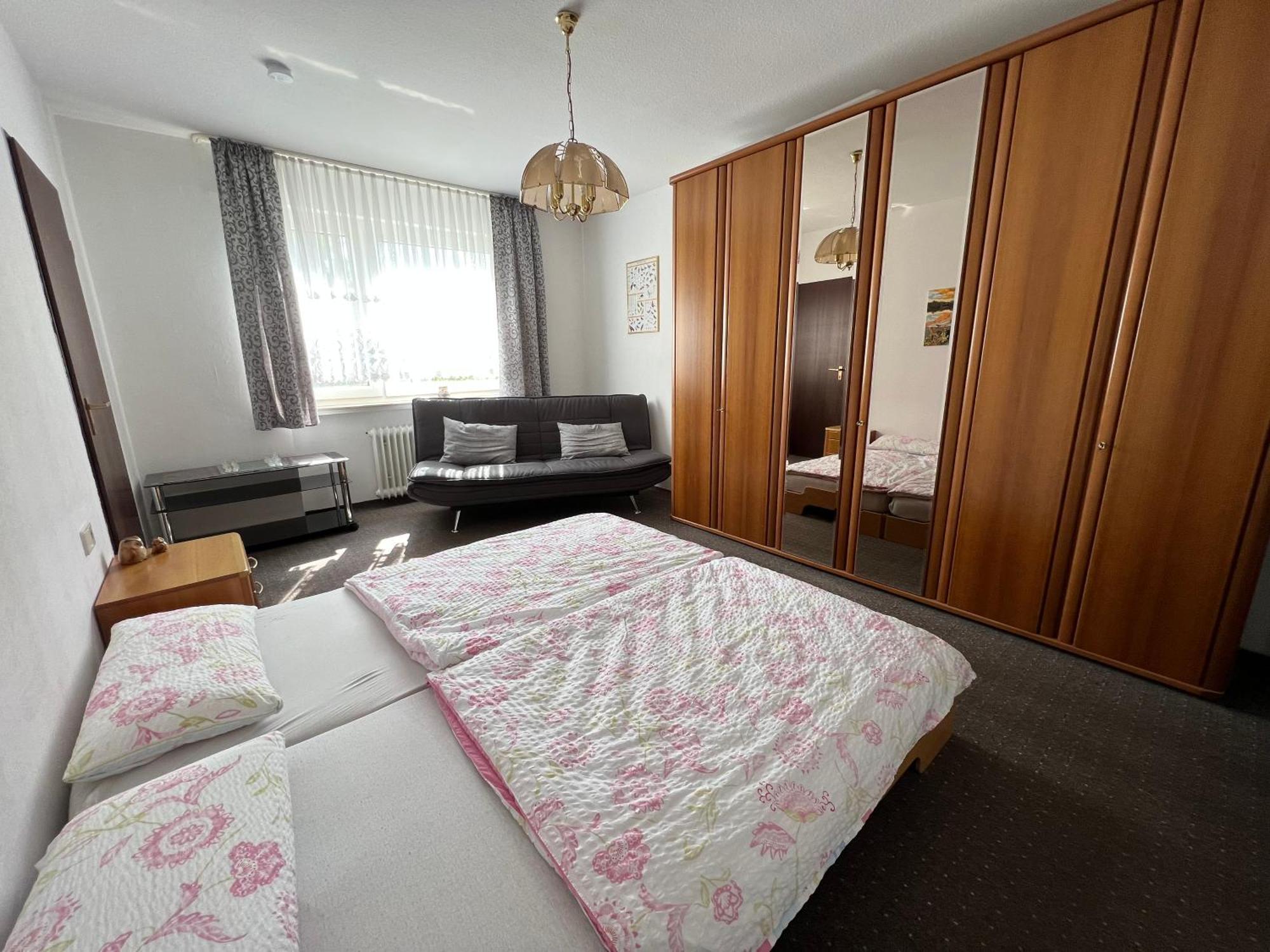 Lichtdurchflutete Grosse Wohnung Швельм Екстер'єр фото