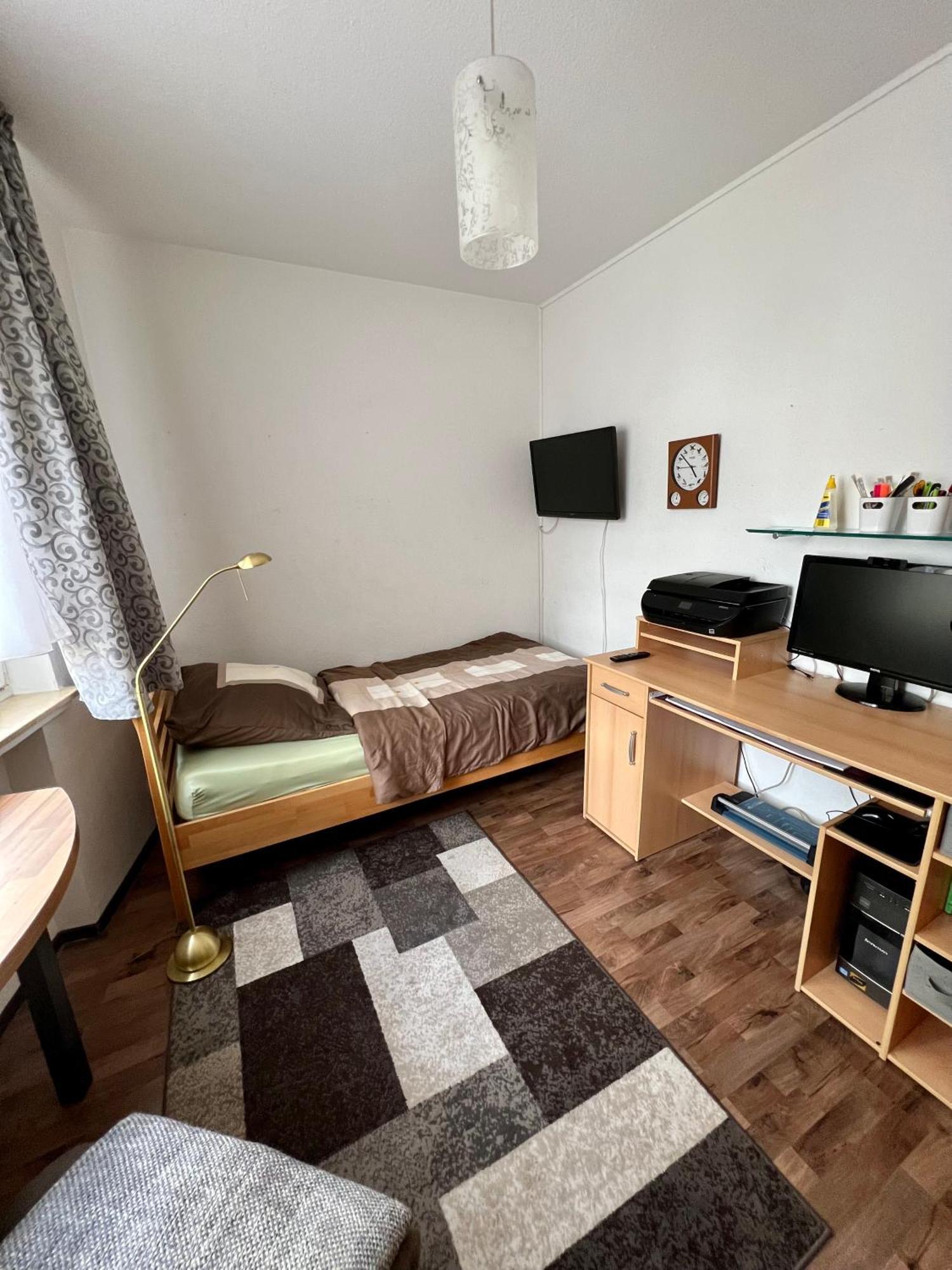 Lichtdurchflutete Grosse Wohnung Швельм Екстер'єр фото
